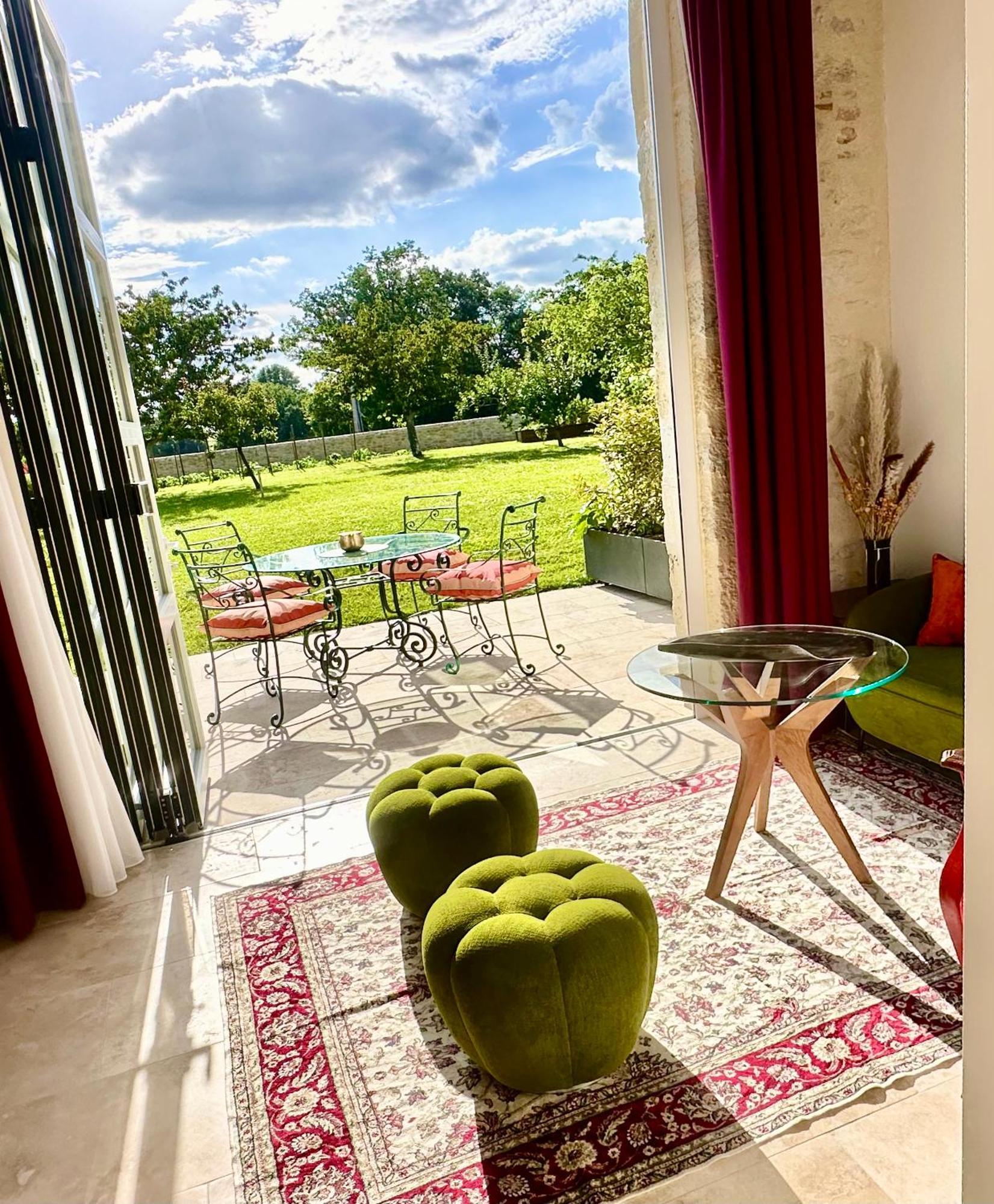 Chateau De Lafont Suites Saint-Vivien  Ngoại thất bức ảnh