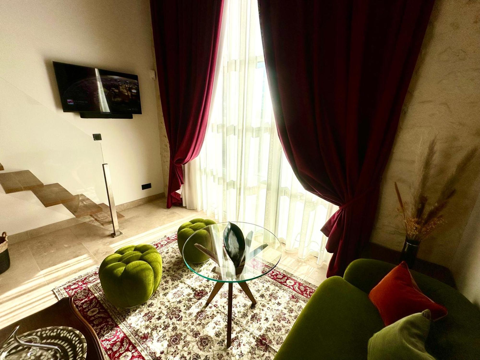 Chateau De Lafont Suites Saint-Vivien  Ngoại thất bức ảnh