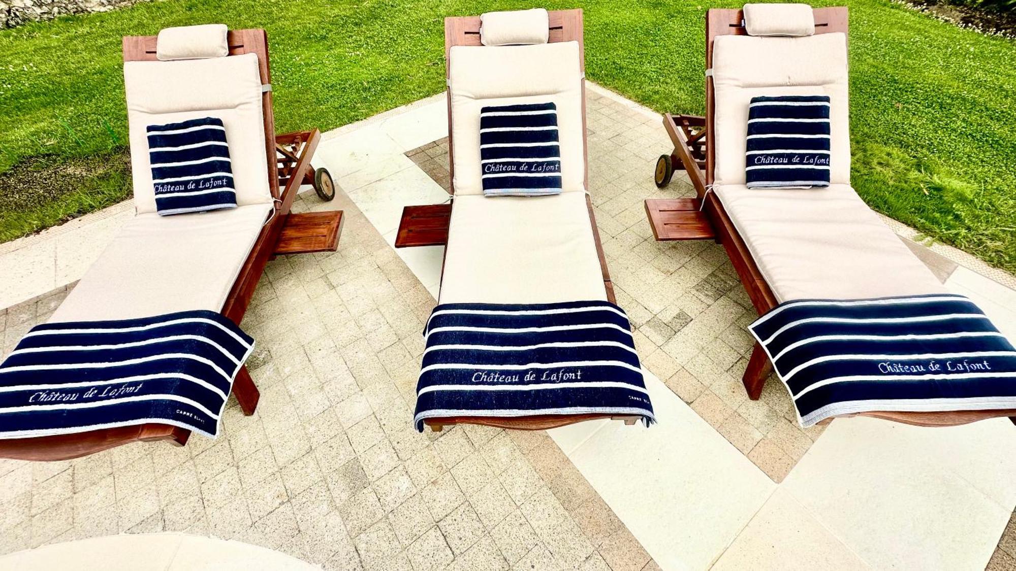 Chateau De Lafont Suites Saint-Vivien  Ngoại thất bức ảnh