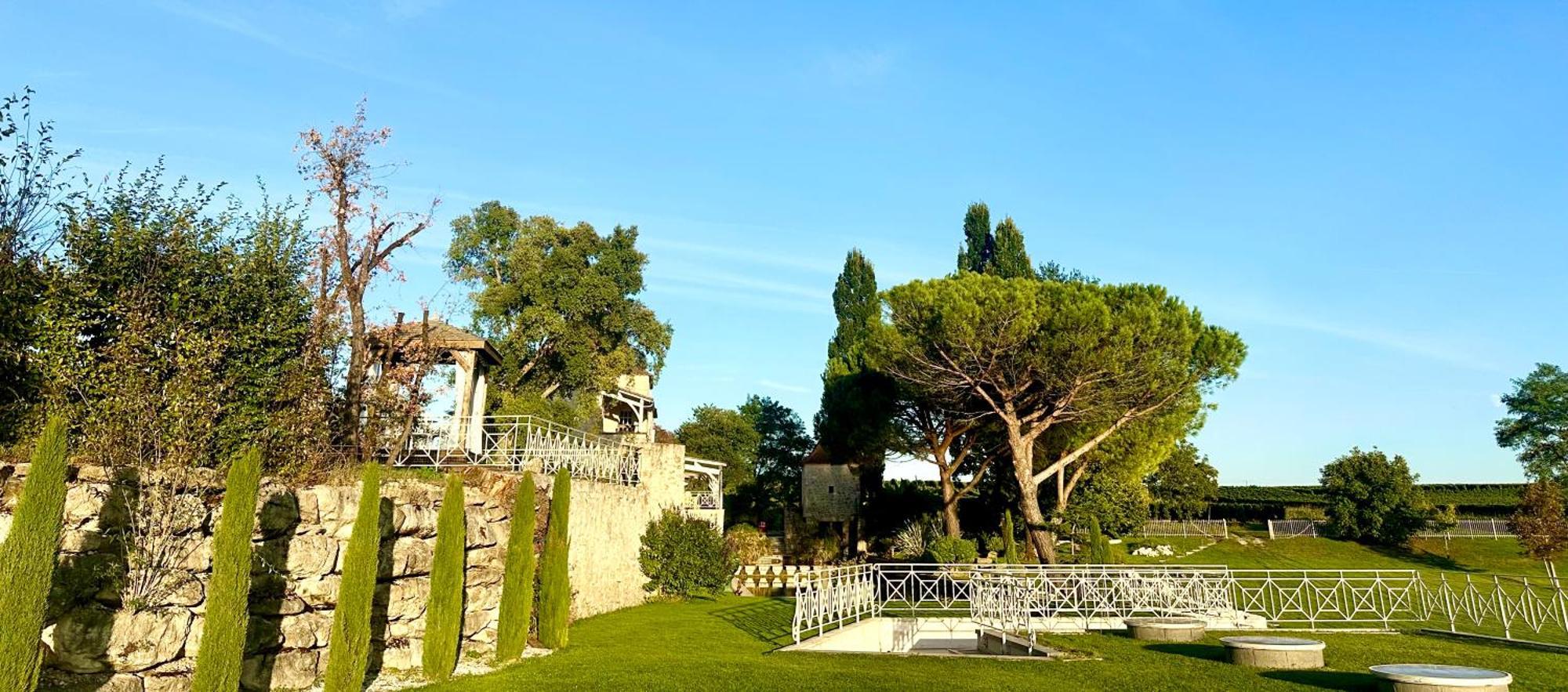 Chateau De Lafont Suites Saint-Vivien  Ngoại thất bức ảnh