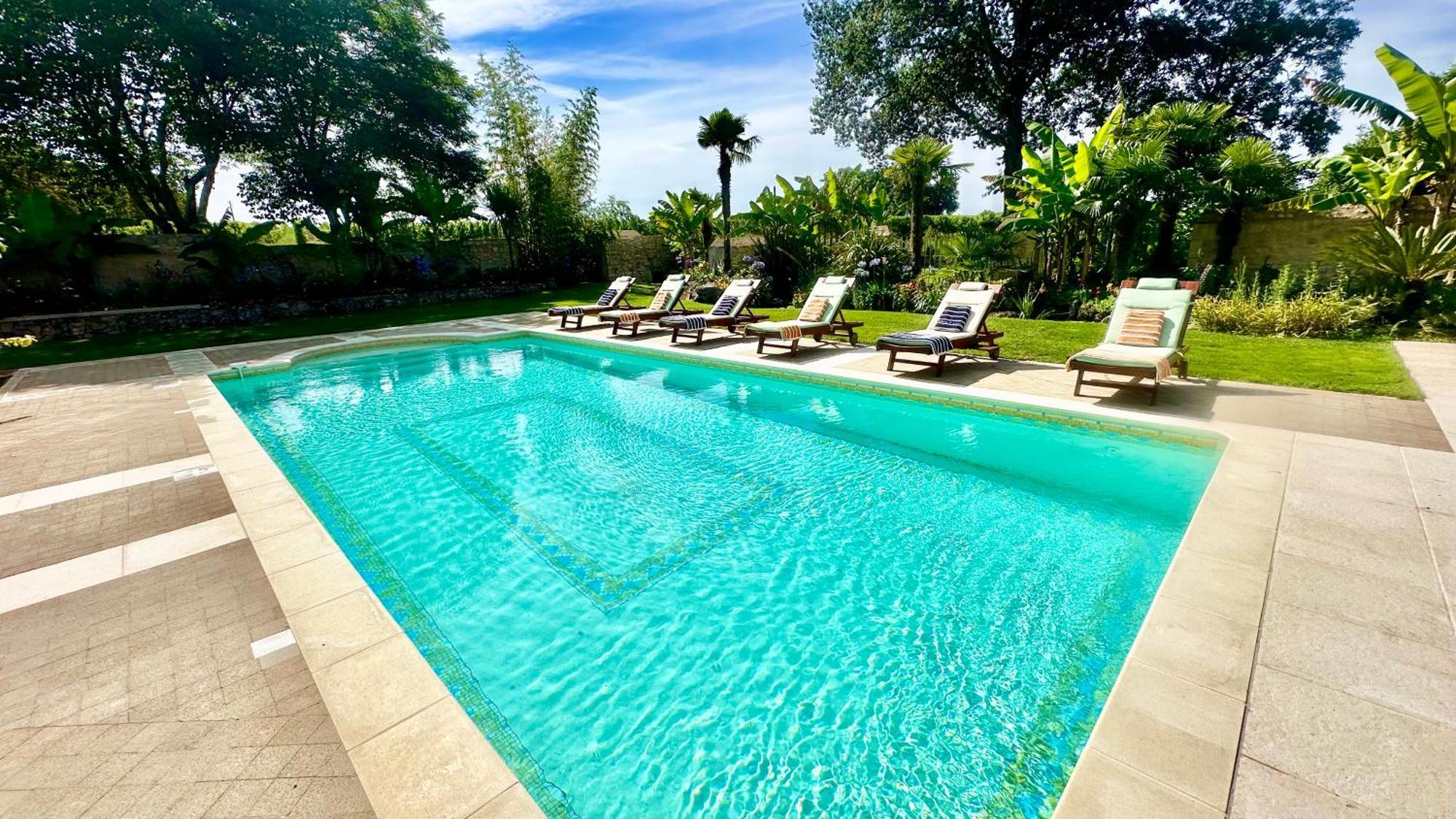 Chateau De Lafont Suites Saint-Vivien  Ngoại thất bức ảnh
