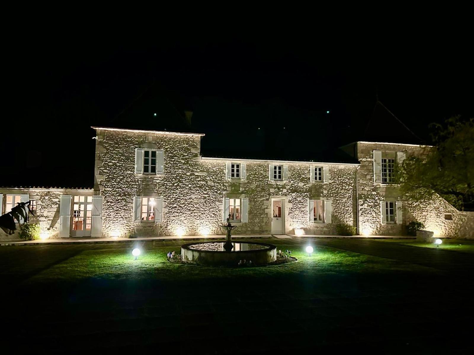 Chateau De Lafont Suites Saint-Vivien  Ngoại thất bức ảnh